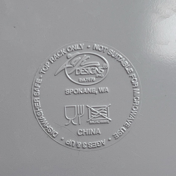 Zak Designs Checkered Dinner Plates - Picture 2 of 2